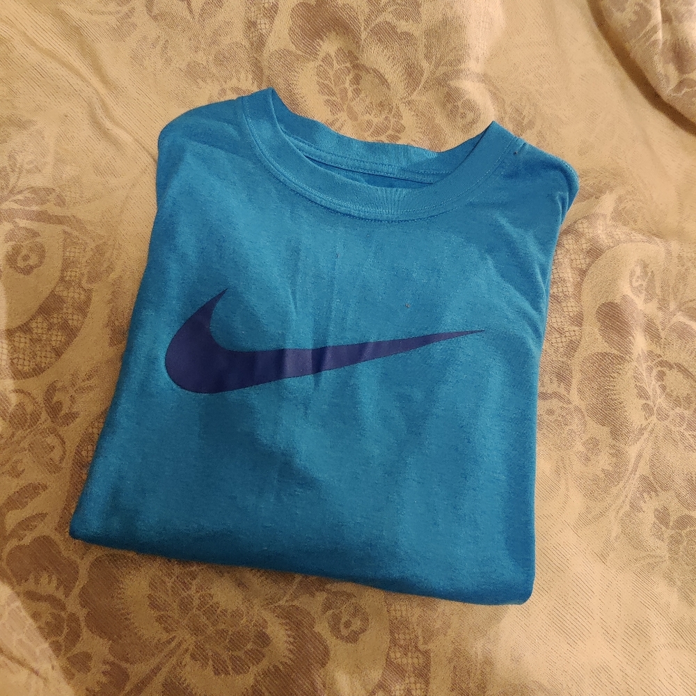 Nike Dri-Fit long sleeve shirt